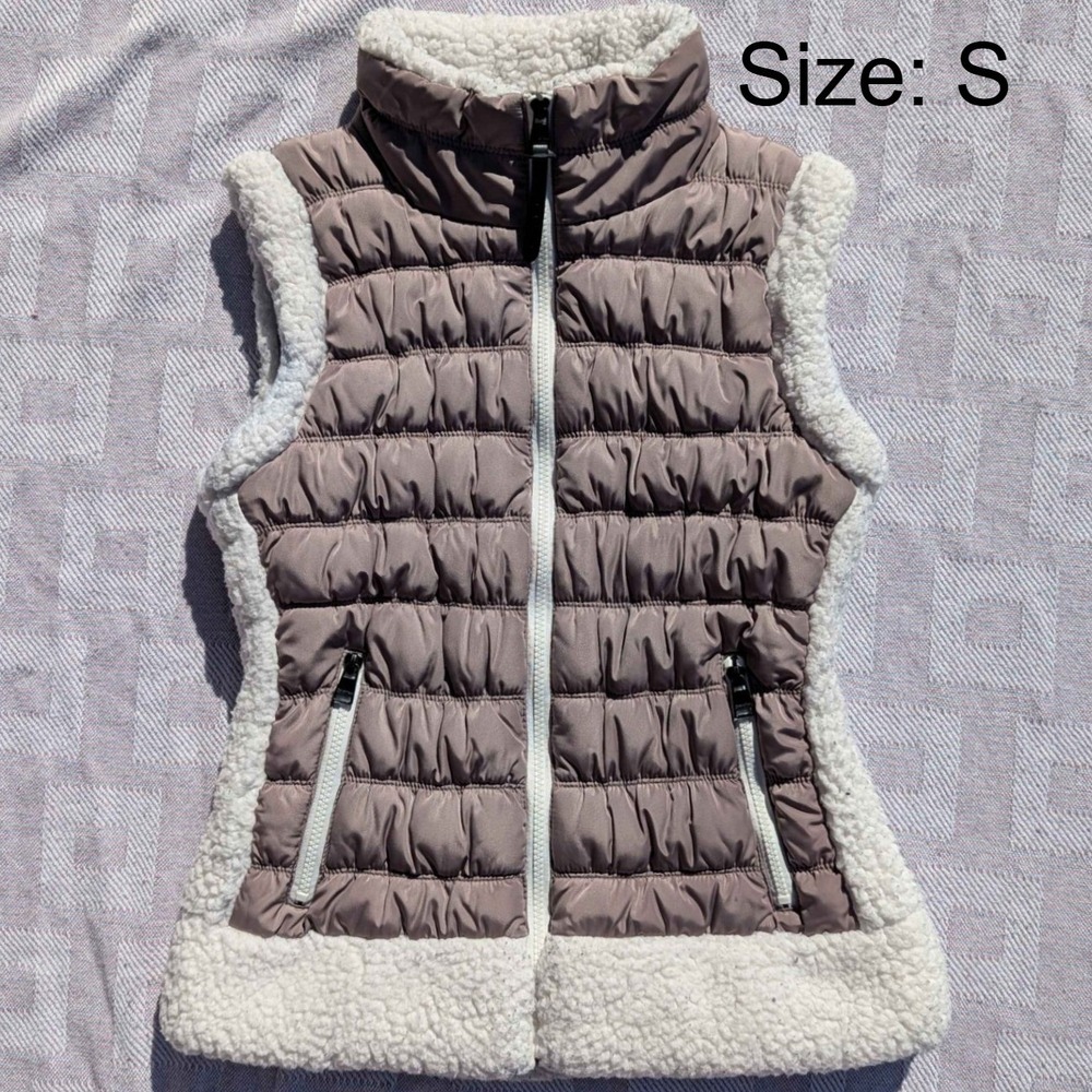 Calvin Klein Performance Womens Puffer Vest Taupe Cream Sherpa Trim Small